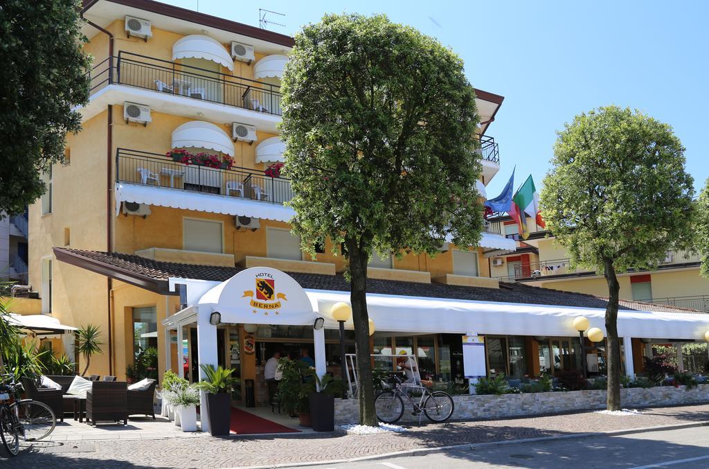 Hotel Berna Eraclea Mare Exterior foto